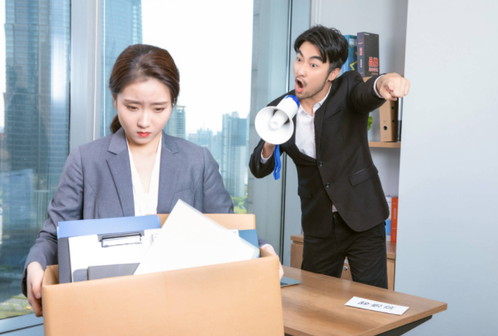 |职场上不是一个人能够决定的