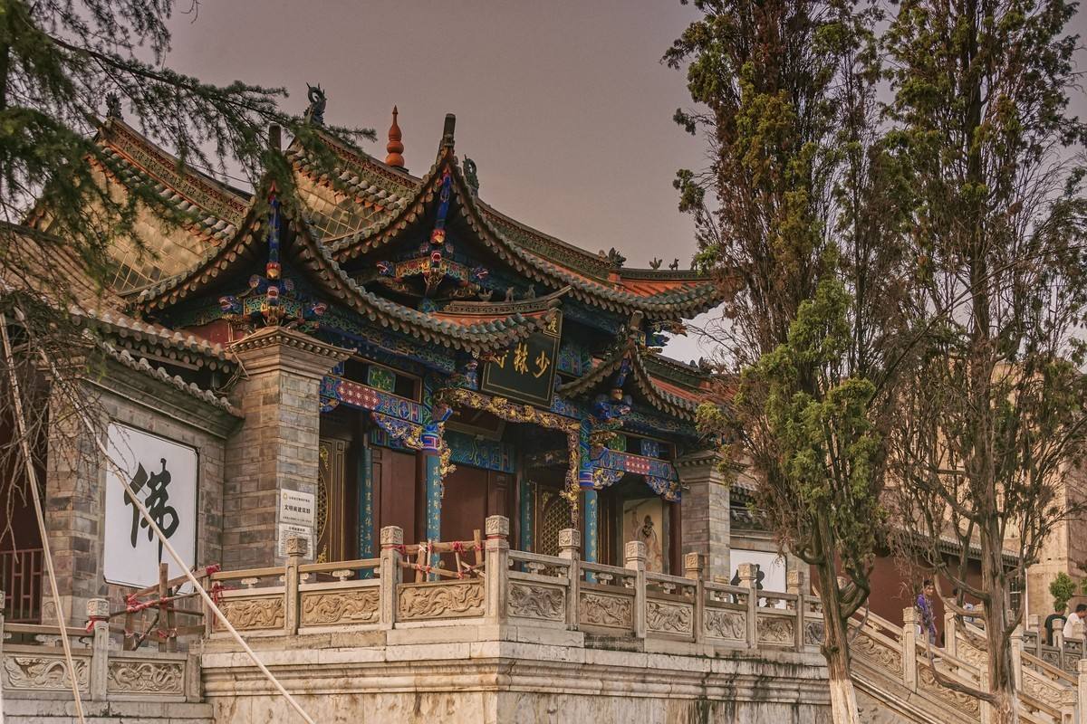 温泉|云南太适合旅游了，温泉搭配帐篷，太舒服了。