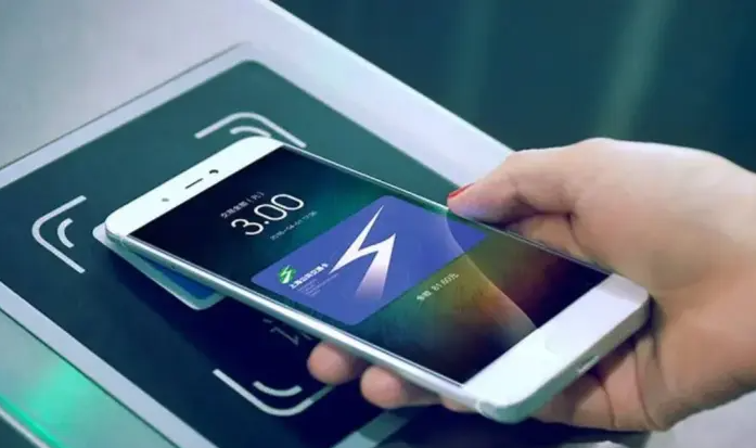 iPhone4s|手机玻璃后盖易碎？不实用？知道真相的我恍然大悟