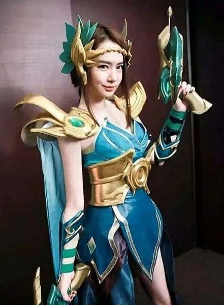 迪丽热巴|娱乐圈内的“电竞女神”:迪丽热巴仅排第四,前二无可争议