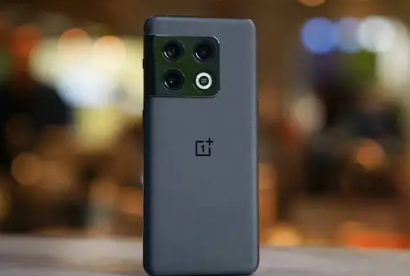 一加科技|一加Ace2系列迎来爆料，全系用上旗舰芯片，大杯给上240W快充