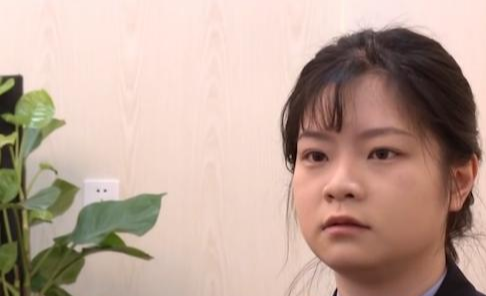 独居少女被房东偷窥半年,竟然毫不知情,警方解密“偷窥”产业链