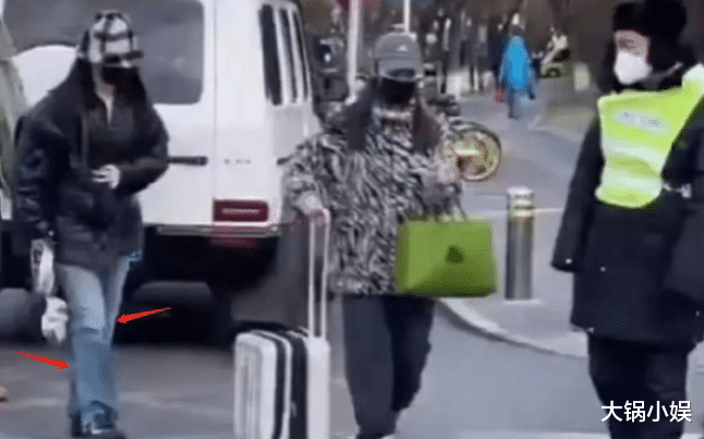 春晚|多位明星参加春晚第三次联排引热议，演员唱歌毫无新意