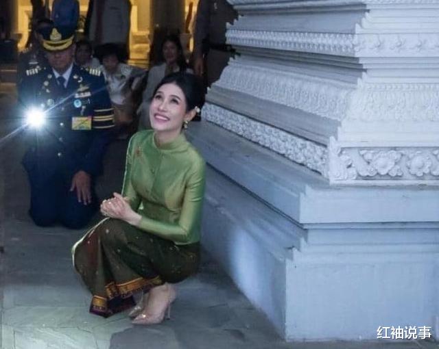 诗妮娜|37岁诗妮娜准备复宠,禁足期间接受微调,目前颜值已超过苏提达