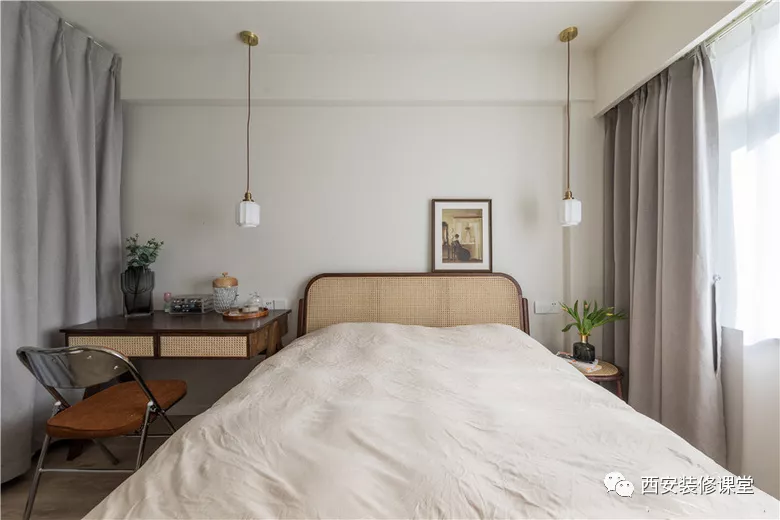 70㎡两室暗厅，改造暖色婚房