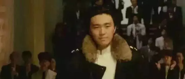 周润发|周润发的大背头，万梓良的大背头，气场居然还不是最高