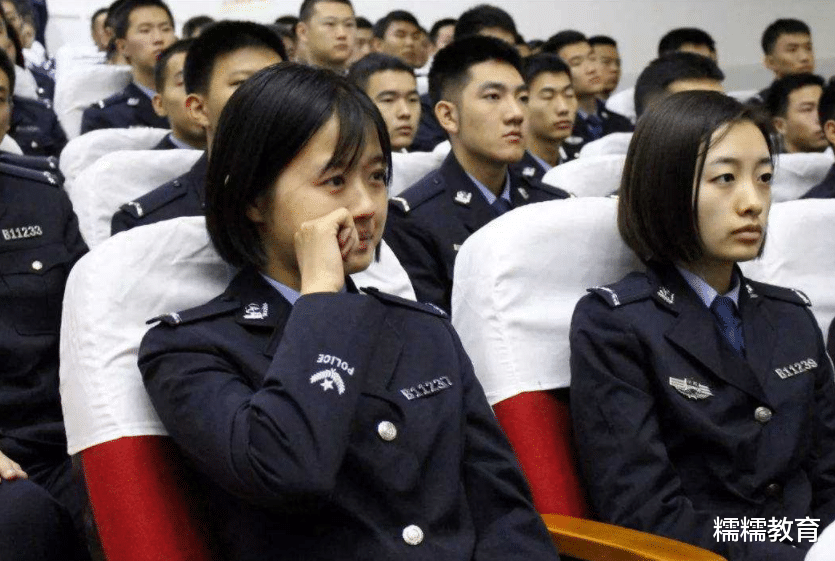 辅警|辅警将要变成“年薪制”，年薪可达15万，满四年有希望变成事业编