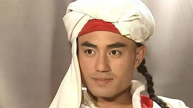 牟凤彬|还珠格格蒙丹扮演者牟凤彬现状曝光，做核酸无人识，46岁仍跑龙套