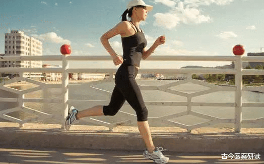 便秘|比“咸菜”含盐量高10倍，不少人天天吃，医生：无知！是在自毁甲状腺