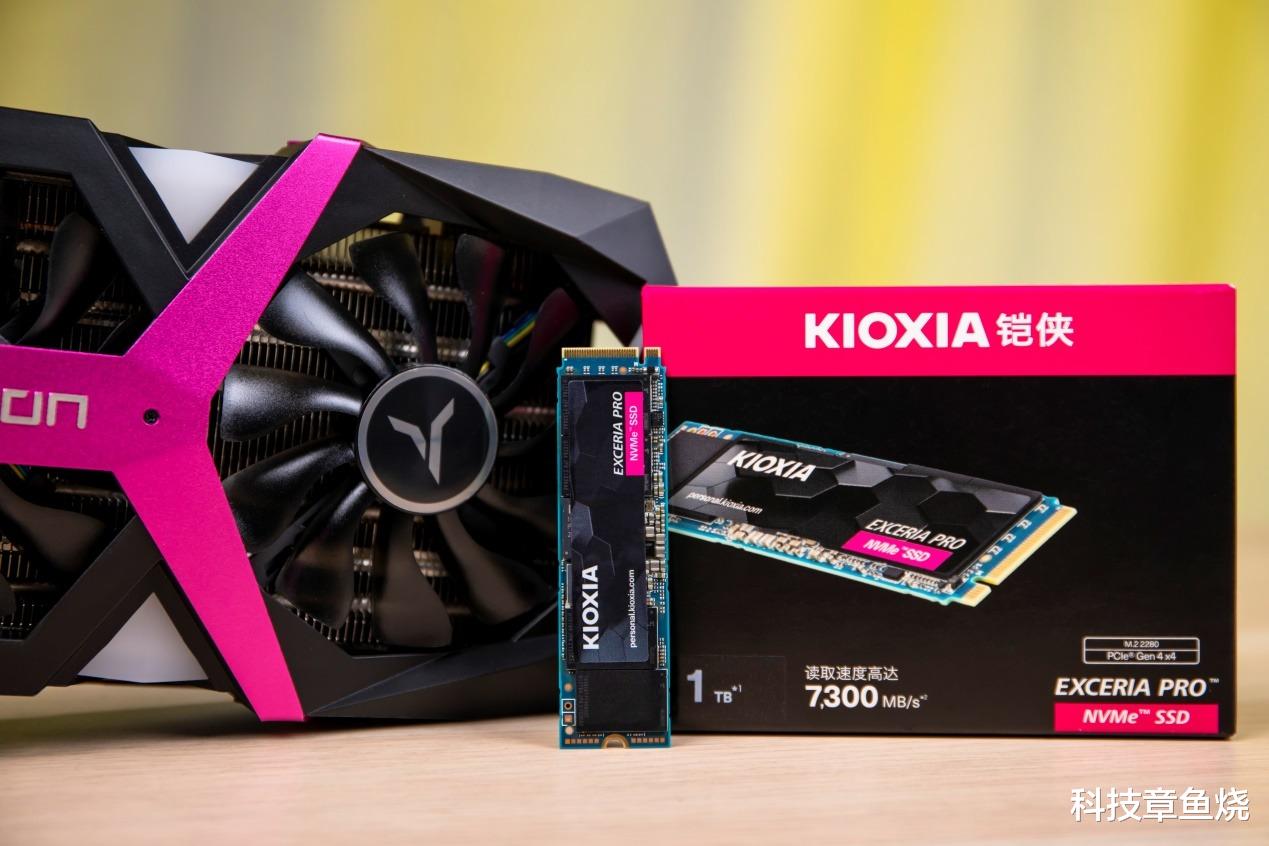 电池|组装高性能主机,支持PCIe 4.0的硬盘怎么能少