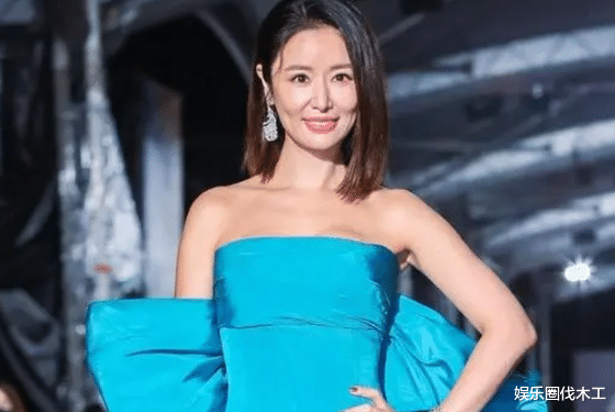 林心如|46岁林心如为小鲜肉庆生！穿粉衫卖萌土味十足，鼻子怪异被疑整容