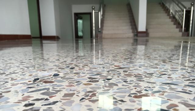 “水磨石”地面曾受到青睐，为何现在销声匿迹了？内行道出实情