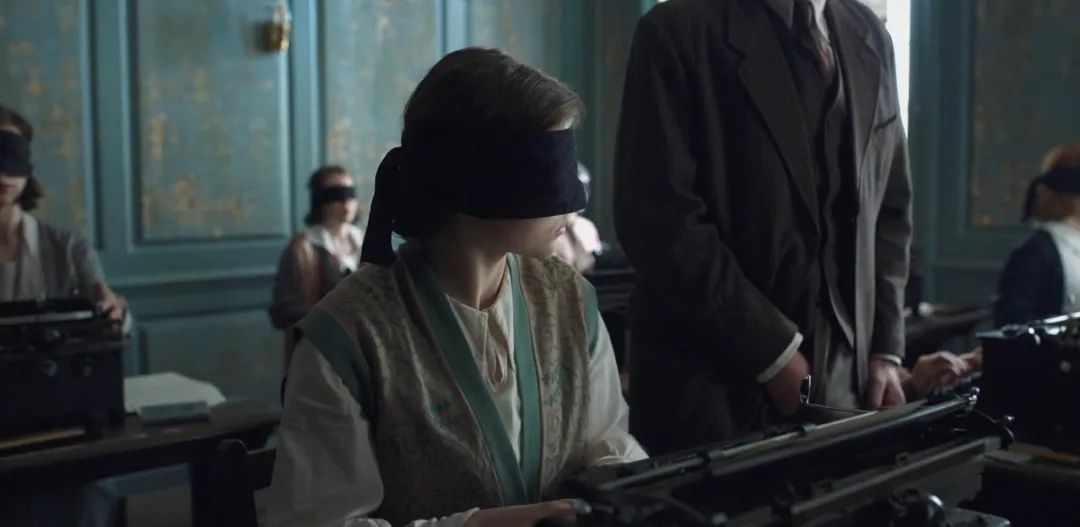 苏拉|悄悄播出的成人向,女主惨死14次,以为又是循环?小看她了!