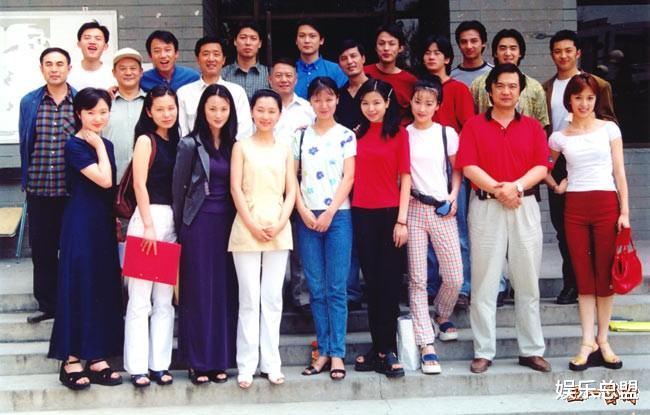 富大龙|富大龙宣布离婚，12年婚姻终散，“最穷影帝”养家难？