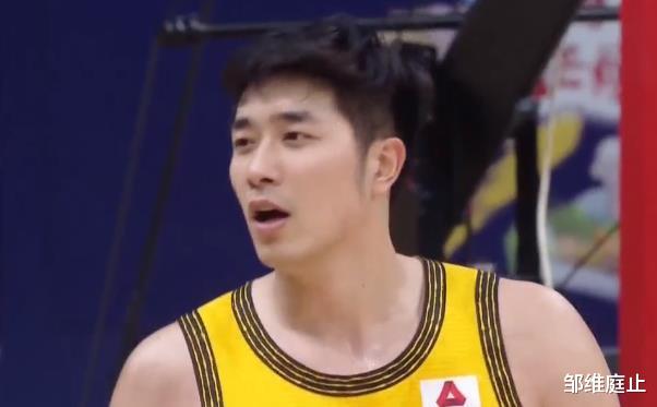郭士强|28-17！不愧是冠军教头，郭士强给李楠上课，球队差距明显！