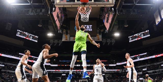 西蒙尼·因扎吉|NBA神奇一战！唐斯60+17：单节32分，创造纪录，森林狼2连胜