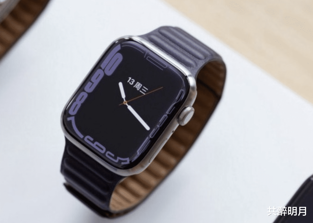 Apple Watch|苹果手表S8迎来全新设计,直角边框和47毫米大屏幕,售价将劝退大部用户