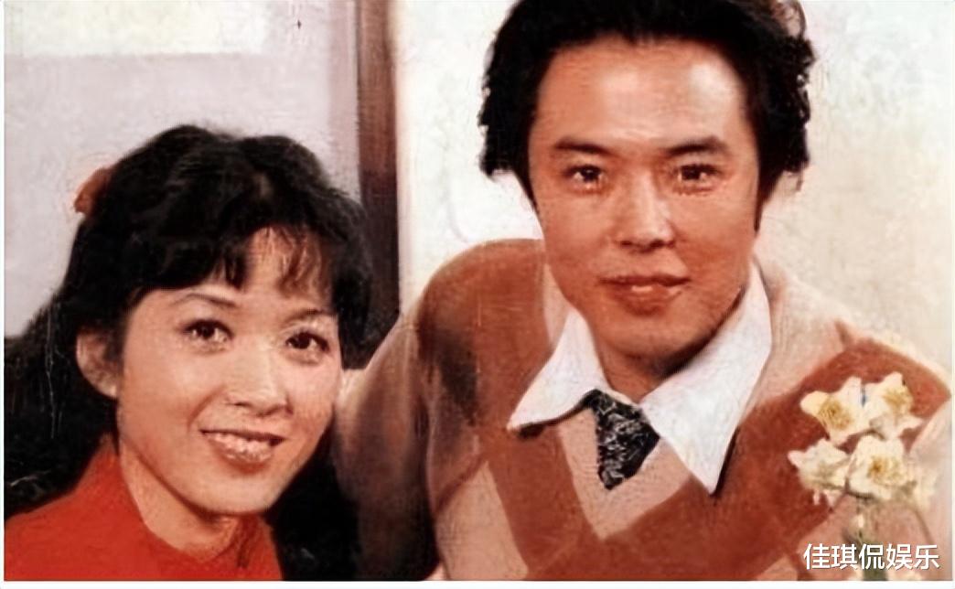 倪妮|张铁林在横店拍戏,导演一喊咔,现场立马乱套,皇帝也没人管了