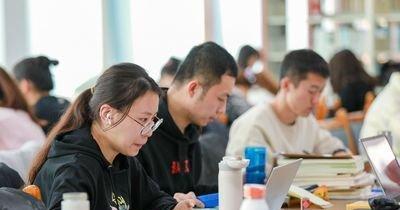 求职|研究生传来“喜讯”，2022或将实行新规，家长纷纷拍手叫好！