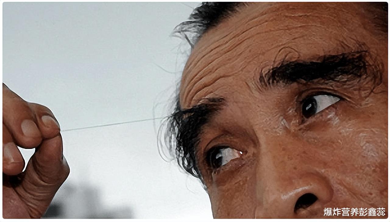 血瘀体质|过了50岁后眉毛变长，意味着长寿？其中原因要做到心中有数