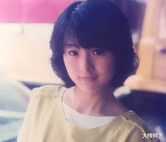 李赛凤|“最美警花”李赛凤：15岁出道，20岁爱上36岁大叔，嫁豪门被传出轨干儿子