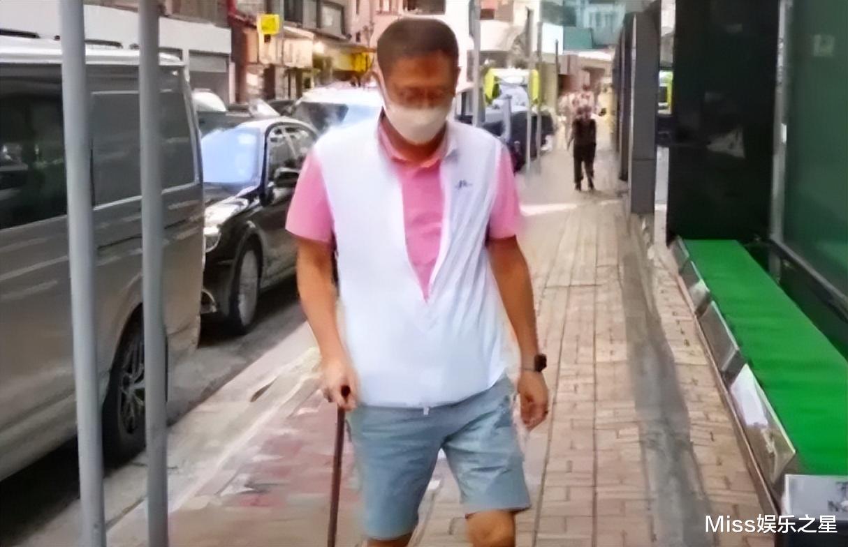 李嘉欣|结婚10年分房睡，李嘉欣自曝减少见面可避免争吵，被指与老公婚变