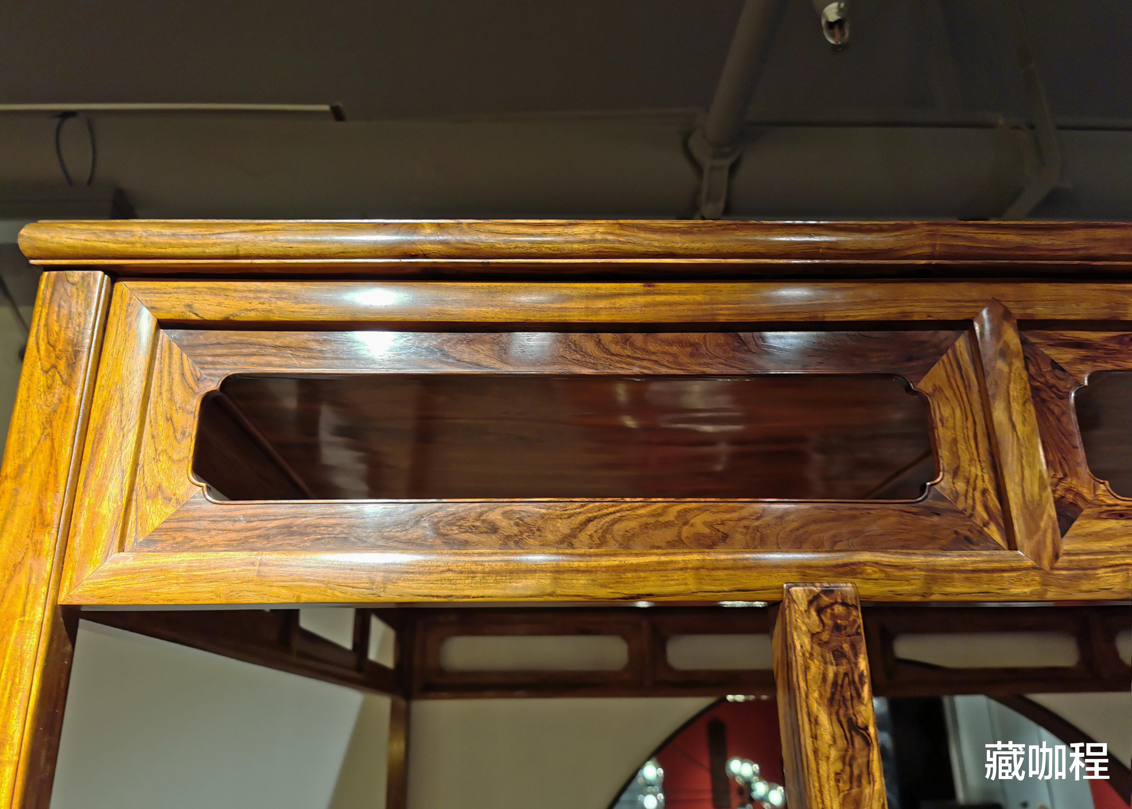 |六柱架子床207万，不及黄花梨老料新做的零头