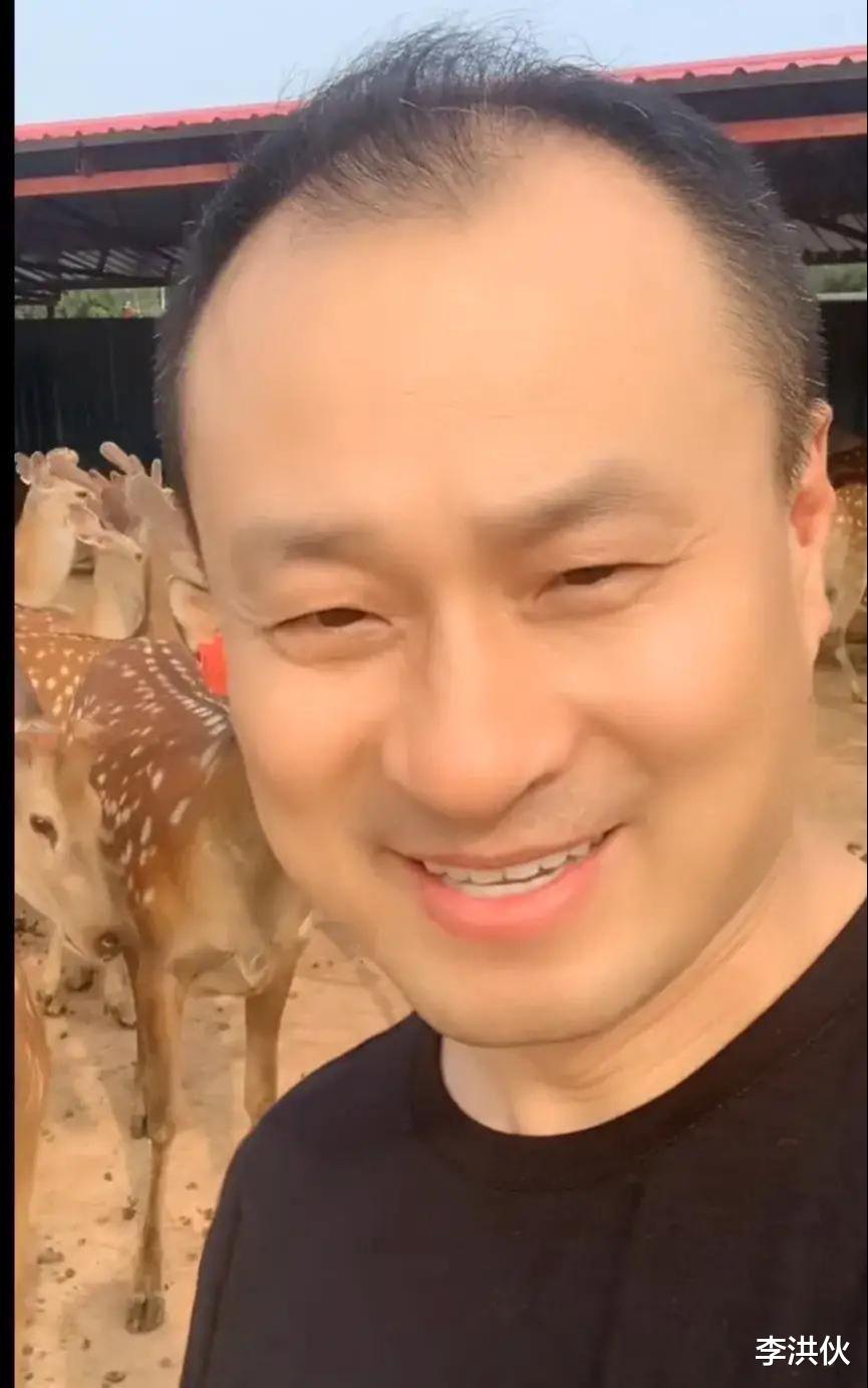 赵本山|王老七被传遭赵本山开除,自曝隐形富豪身份,投两个亿搞蘑菇基地