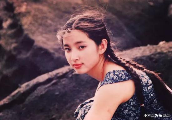 李冰冰|作品不如孙俪过硬,人气不如杨幂,已48岁的她为何稳坐C位?