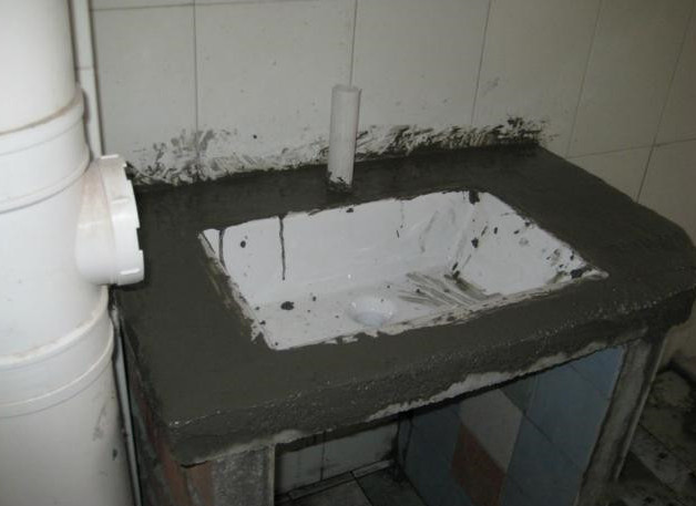 我用水泥做了个洗手池，成本才几十块钱，朋友看见都来拜师了！