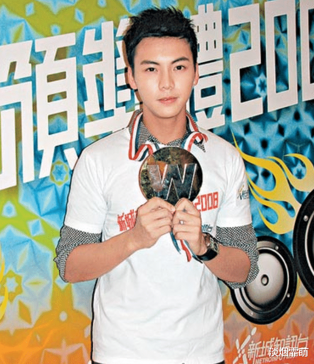 陈伟霆|“巨蕉”陈伟霆:爆红背后,藏着“床戏专业户”的黑历史