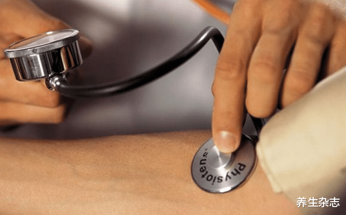 医生|65岁阿姨仅用半年血压从159降至119,医生:她的3条降压妙招,值得借鉴