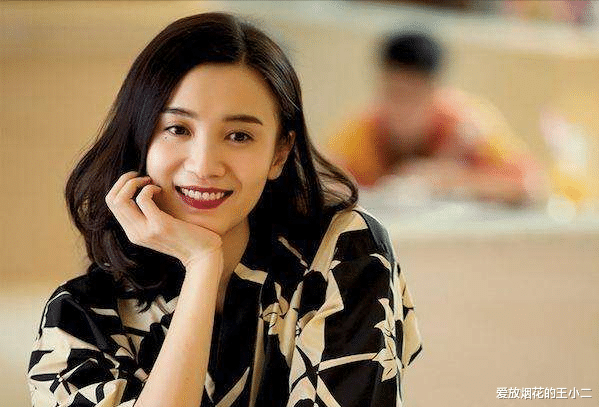 郭艾伦|梅婷的黑眼圈、殷桃的痣,坚持不整容的女星,这几位我真的服气