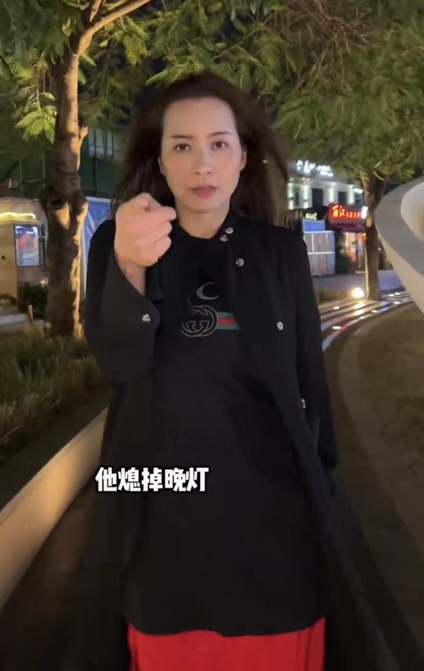麦家琪|香港疫情持续爆发！知名港星街头不戴口罩热舞，笑容满面举止遭批