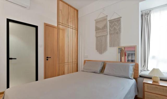 这位女主很有远见，坚持全屋打满柜子，效果不是一般的实用大气！