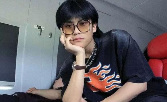 疯狂小杨哥拒绝2800万广告,亲自回应原因,粉丝:没看错你