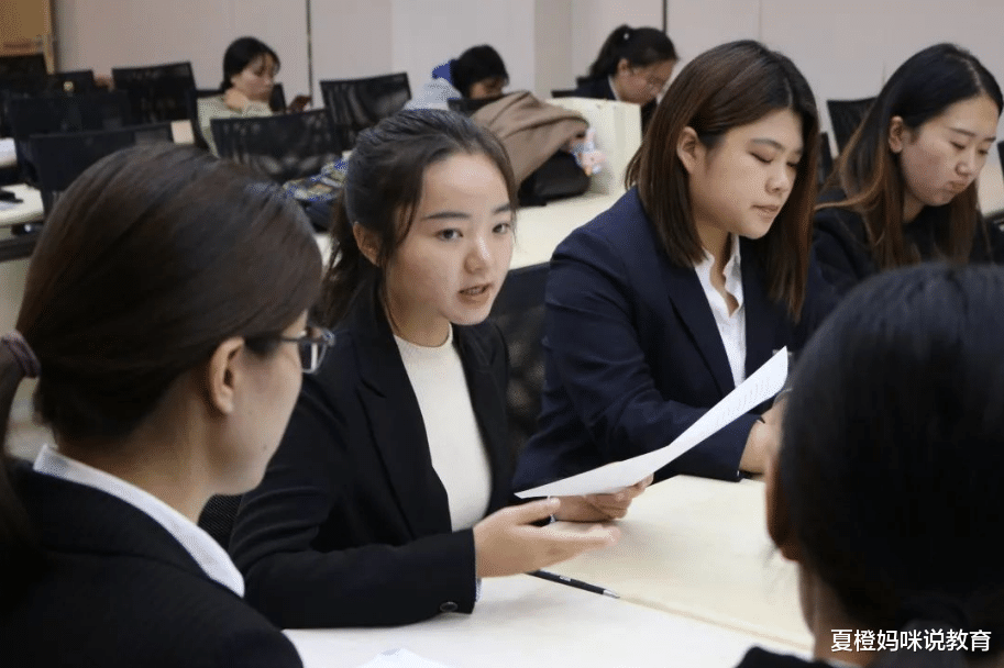 大学|“对不起,我只给博士提供140万安家费”,这是高学历才有的快乐