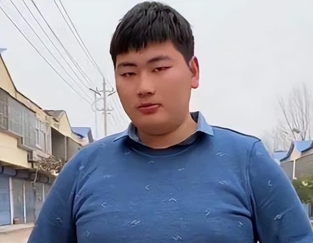陈萌 朱小伟着急娶媳妇？体重减至200斤以内，目标练成型男保护陈萌