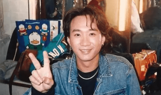 黄家驹|自认为很幽默,故意把黄家驹念成“黄家狗”,看到结局大快人心!