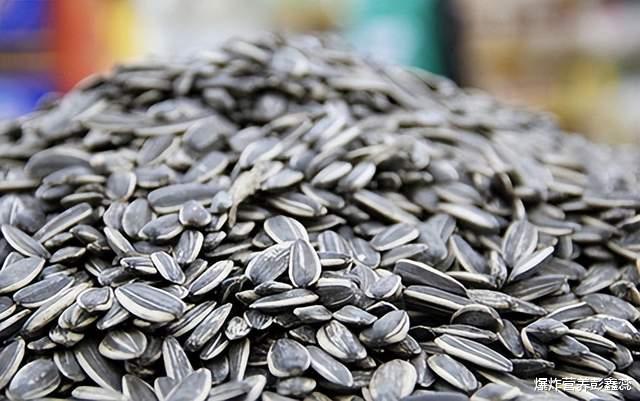 叶酸|研究证实：预防脑梗、老年痴呆，补充叶酸至关重要，多吃4种食物