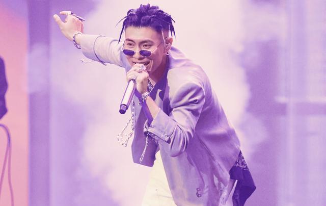 李玟|天秀！总决赛舞台布景自己花二十万，刘聪揭秘说唱巅峰对决幕后！