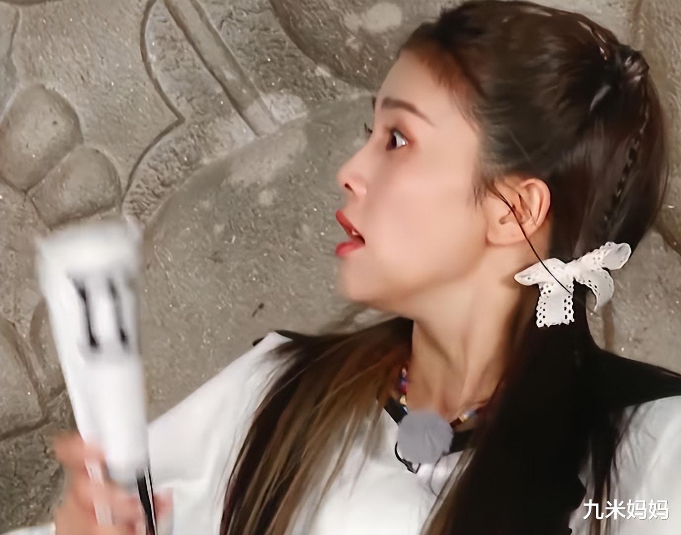 张碧晨|蔡徐坤很委屈,一个人带不动一群人,张碧晨发文劝网友“别生气”