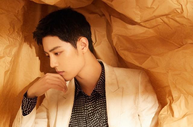 肖战|《音乐金曲榜》携手群星送祝福，肖战位居第一，还是夺冠歌手