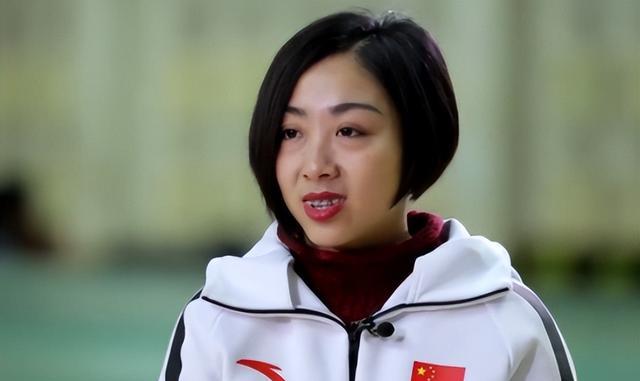 徐梦桃|冬奥冠军笔迹差异大！隋文静最工整，徐梦桃铿锵有力，苏翊鸣稚嫩