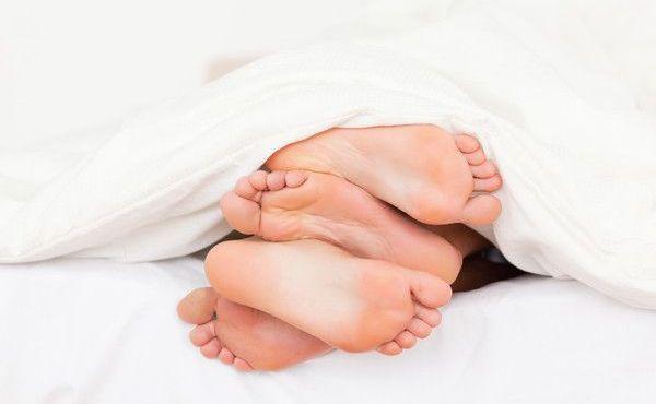 |肾累不累，脚可能告诉你，脚上若没3种“玩意”，肾比较健康