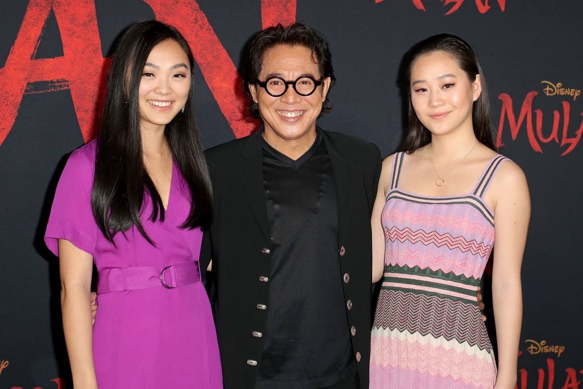 李连杰|同样是李连杰的基因,为何黄秋燕的女儿和利智的女儿差别这么大?