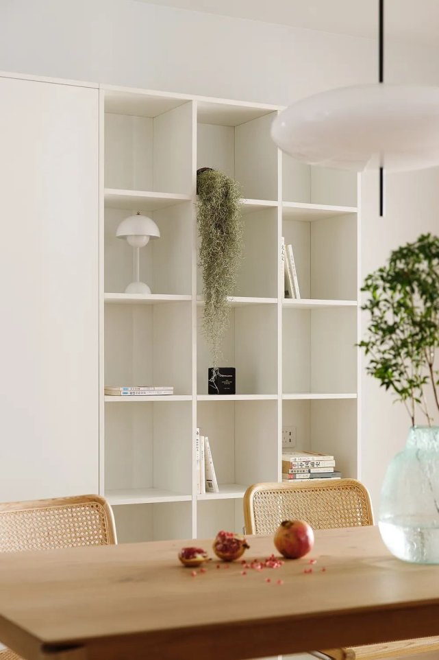 108平现代风三居，打造温暖有爱五口之家