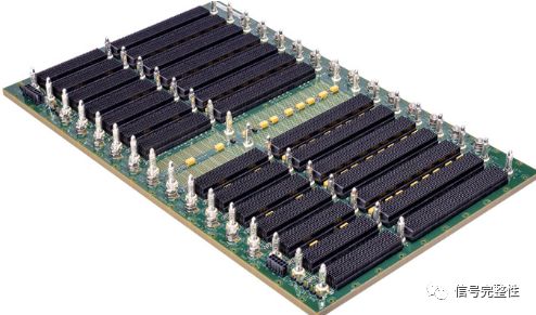 为什么PCB说弯就弯了??