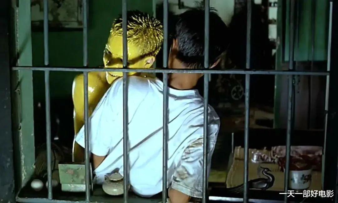 姐姐|上映被禁播的电影,揭开越南难以启齿一面