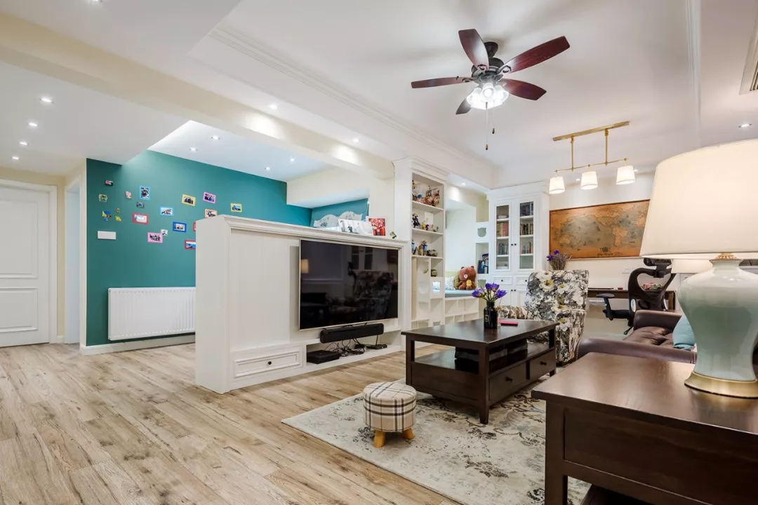 隔断不一定要做墙，这样设计好看到逆天！